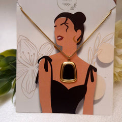 🖤 Classic Black Pendant Necklace