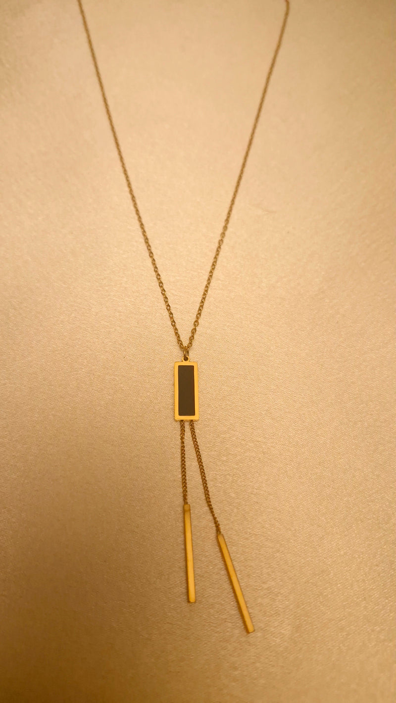 💫 Elegant Dual-Bar Pendant Necklace