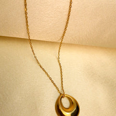 The Golden Halo Pendant ✨