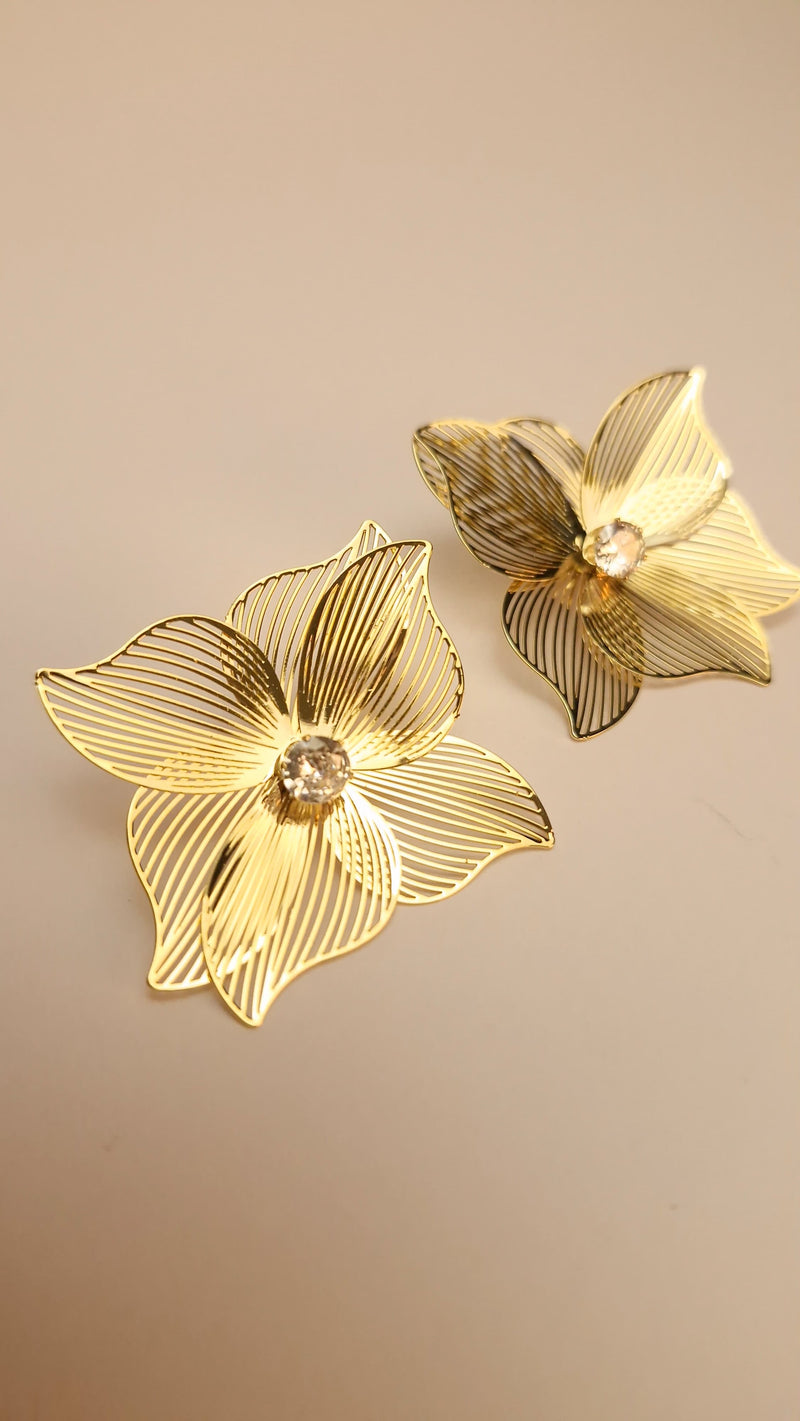 Petal Radiance Earrings 🌸