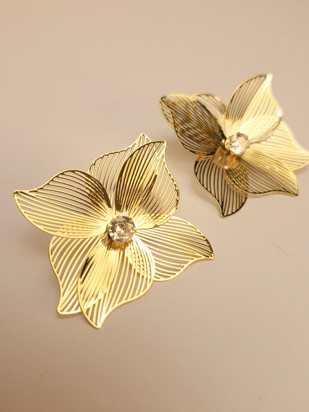 Petal Radiance Earrings 🌸