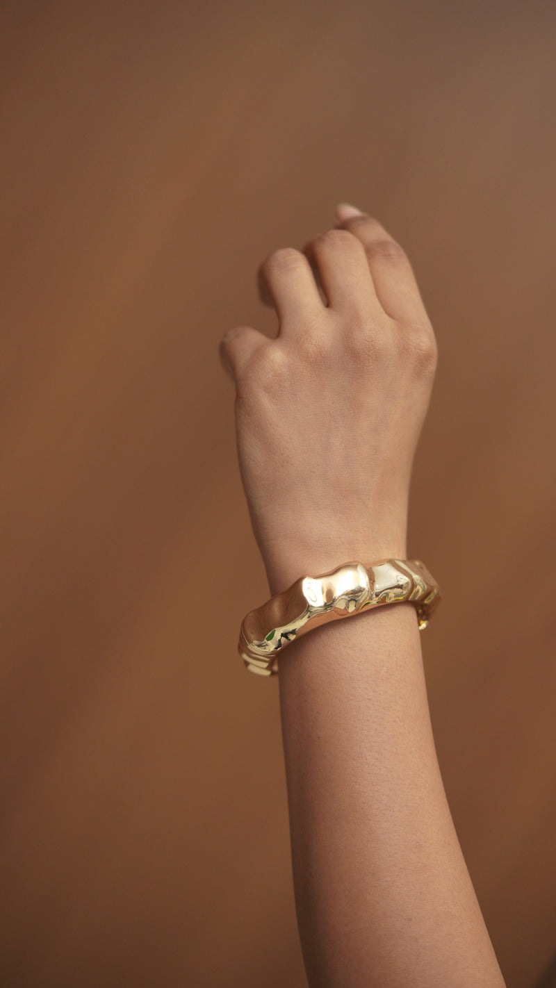 Ellara Molten Wave Statement Bracelet π