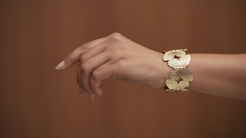 Golden Butterfly Embrace Bracelet 🦋