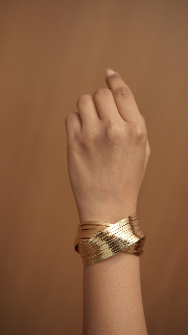 ✨ Ellara Luxe Lines Bracelet