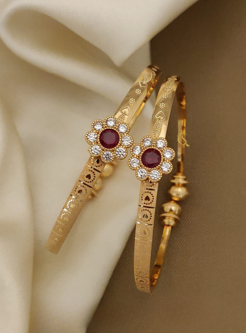 Floral Whisper Kada Set 🌸