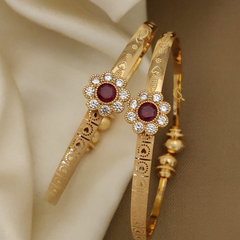 Floral Whisper Kada Set 🌸