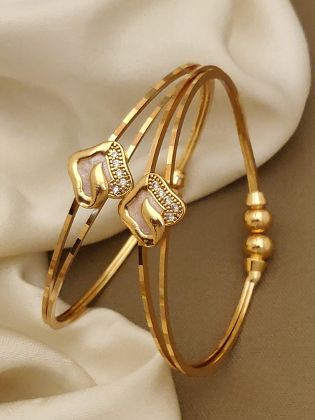 The Whisper Curve Kada ✨