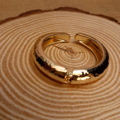 ✨The Aurora Bold Hammered Bracelet ✨