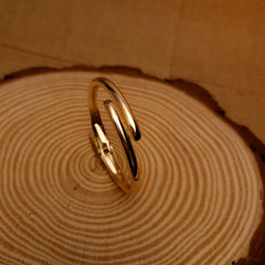 ✨ Twist of Elegance Bracelet ✨