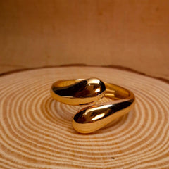 ✨Liquid Gold Drop Bracelet ✨