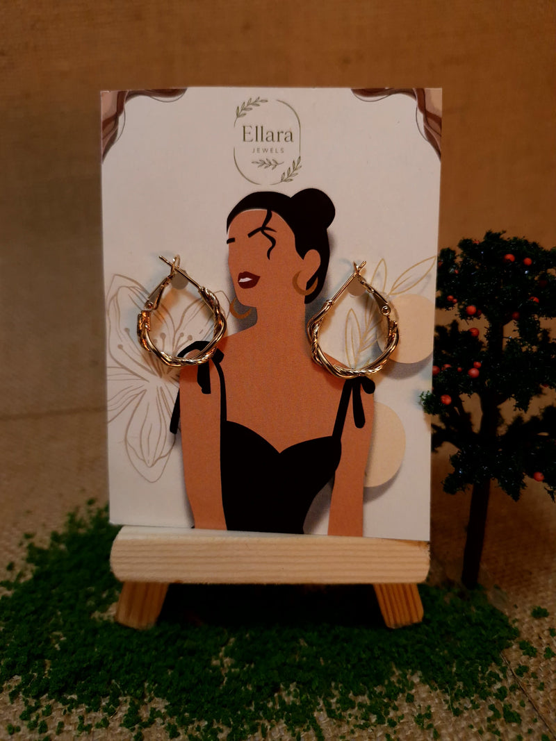 💫 Ellara Twisted Gold Mini Hoops