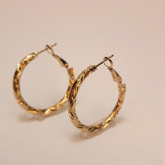 ✨ Twisted Glow Gold Hoops