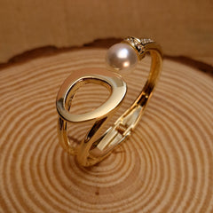 ✨Ellara Luxe Pearl Embrace Bracelet