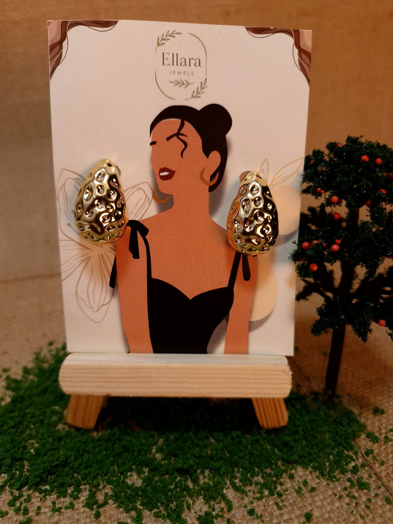 Molten Gold Pebble Studs