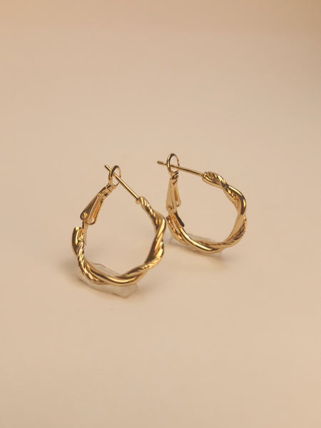 đź’« Ellara Twisted Gold Mini Hoops