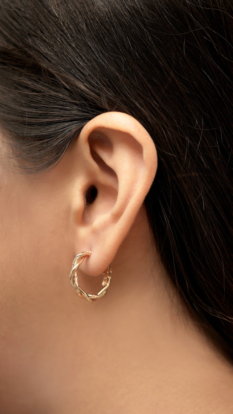 💫 Ellara Twisted Gold Mini Hoops