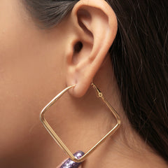 Golden Square Hoop Earrings 🟨