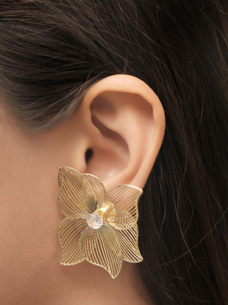 Petal Radiance Earrings 🌸