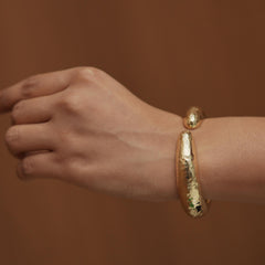 ✨The Aurora Bold Hammered Bracelet ✨