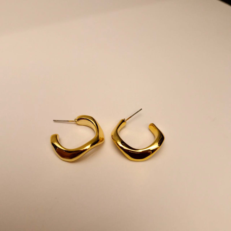 Twisted Gold-Black Hoop Earrings