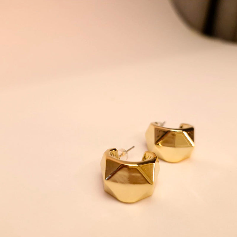 Aurora Geo Hoops ✨