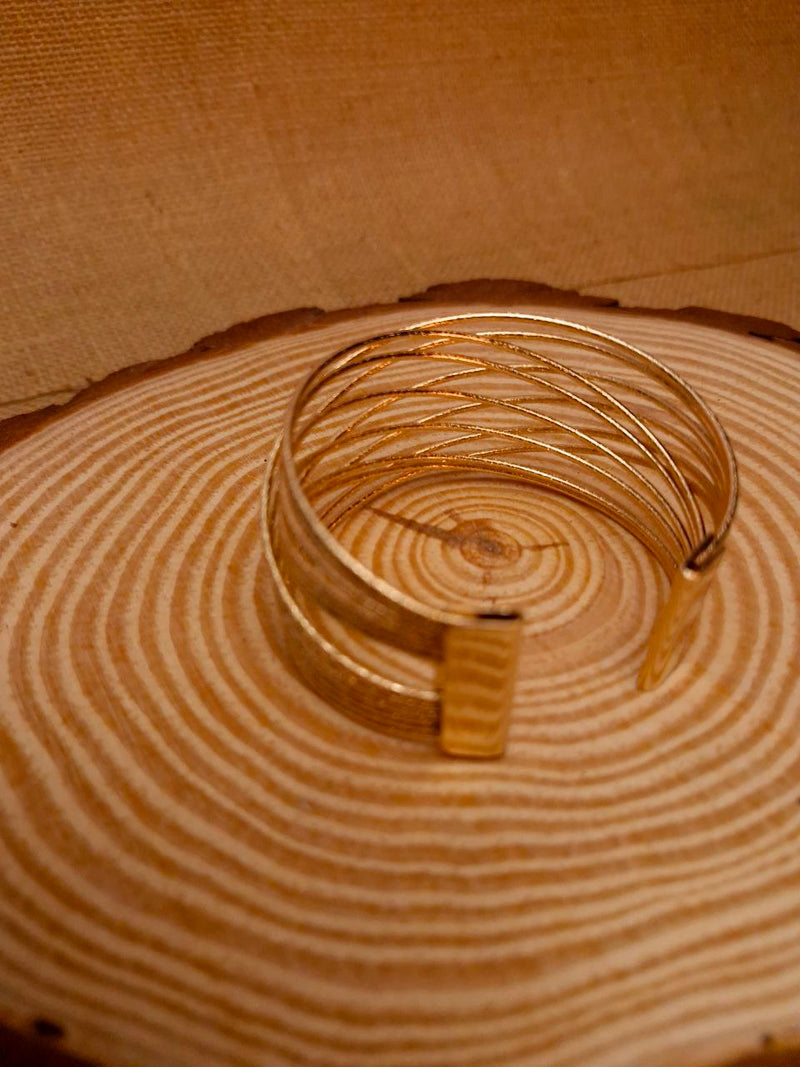 Twisted Grace Open Cuff Bracelet 💫