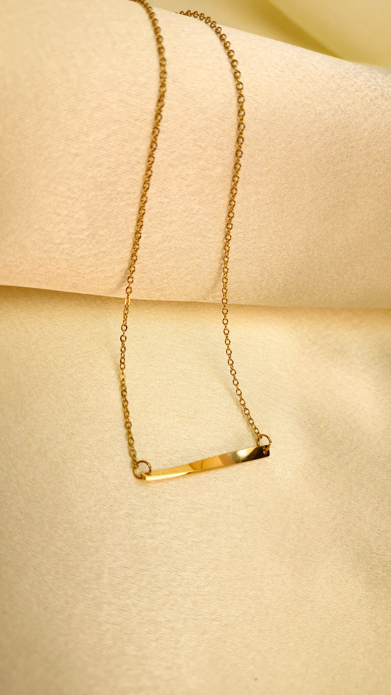 Golden Grace” Bar Necklace ✨  By Ellara Jewels