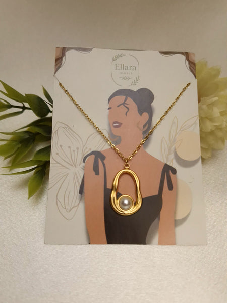 🌊 Ocean Embrace Pearl Necklace