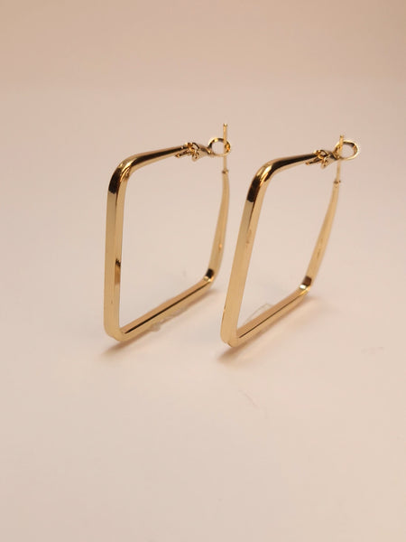 Golden Square Hoop Earrings 🟨