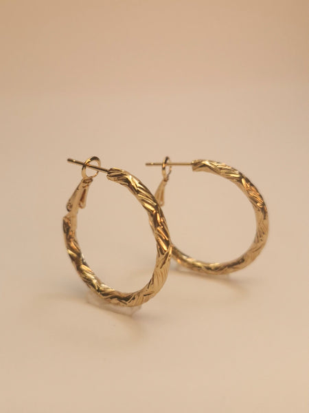 ✨ Twisted Glow Gold Hoops