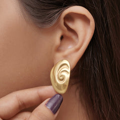 Ellara Sculpted Swirl Studs – Statement Elegance 💫