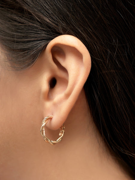 💫 Ellara Twisted Gold Mini Hoops