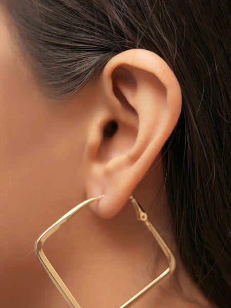 Golden Square Hoop Earrings 🟨